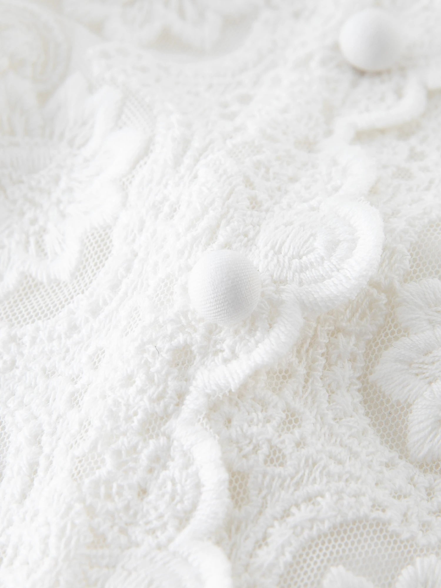 DUSHU Plus Size Lace Strap Chic Top For Women 2025 Spring New Design Elegant Style White Vest Holiday Female Outfit 25DS81130