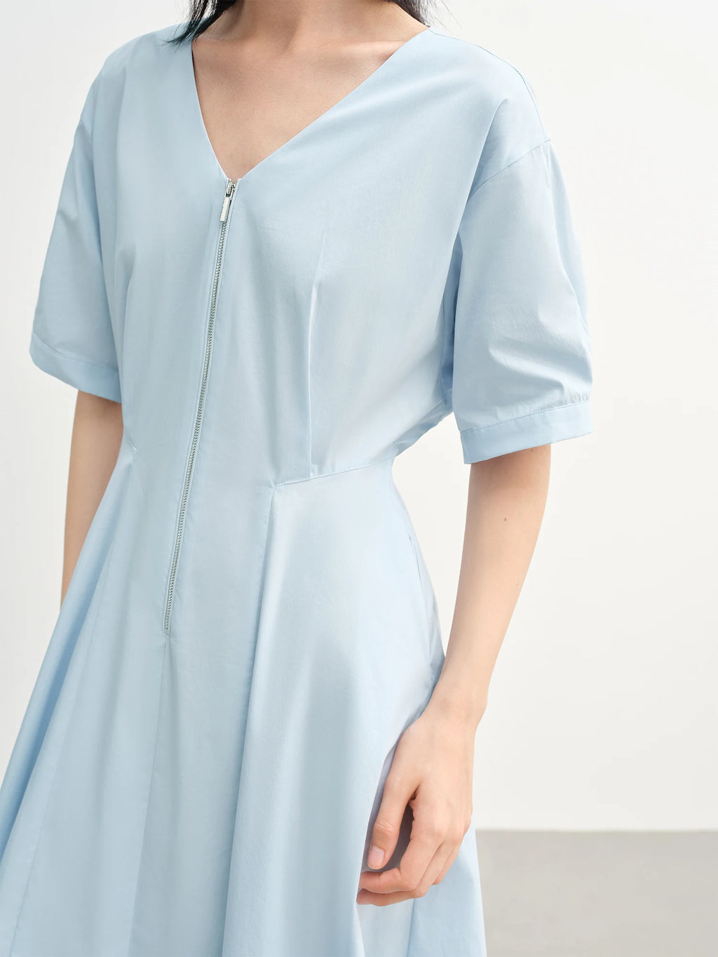 DUSHU 2025 Summer Women Curve-Flattering V-Neck Maxi Dress - Streamlined Zipper Back & Breathable Chiffon for Office-to-Outing