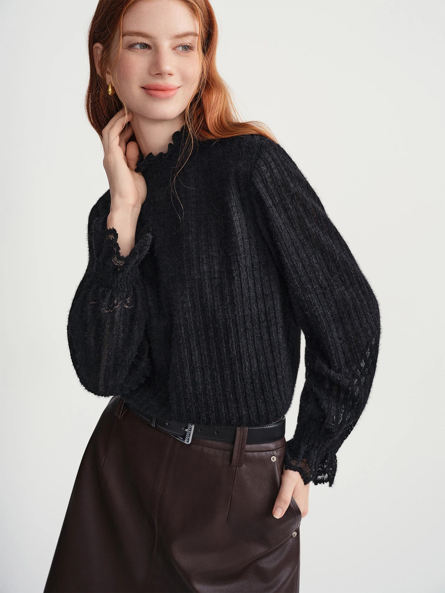 DUSHU Gentle Bottoming T-shirt Women 2025 Autumn and Winter Wear Pullovers Wear Fairy Lace Top Loose All-match Elegant Ladies