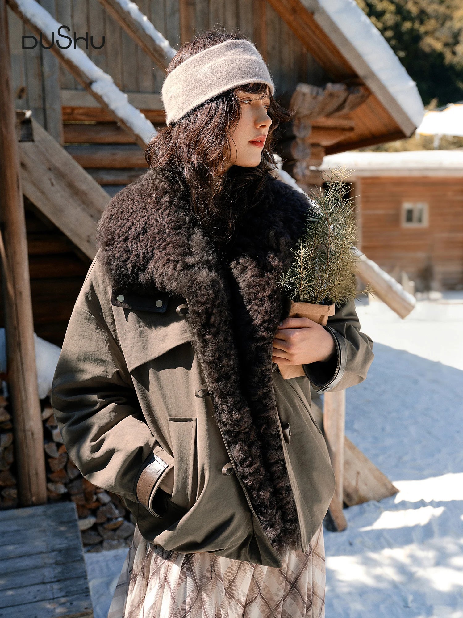 DUSHU【Lovely Christmas】2025 Winter Plus Size Block Faux Shearling Collar Short Puffer Coat Thick Lapel Hooded Cropped Jacket