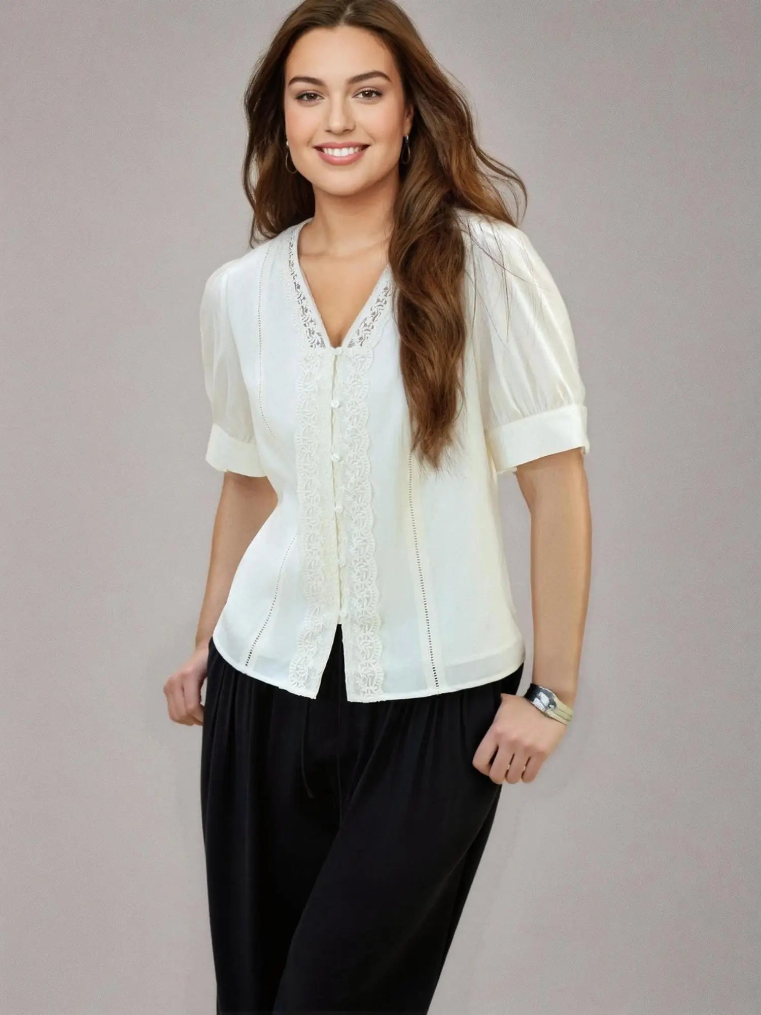 DUSHU Plus Size French Elegant Style Solid Color Short-sleeved Tops For Women  2025 Summer New Hollow Lace Lace Shirt 25DS82128