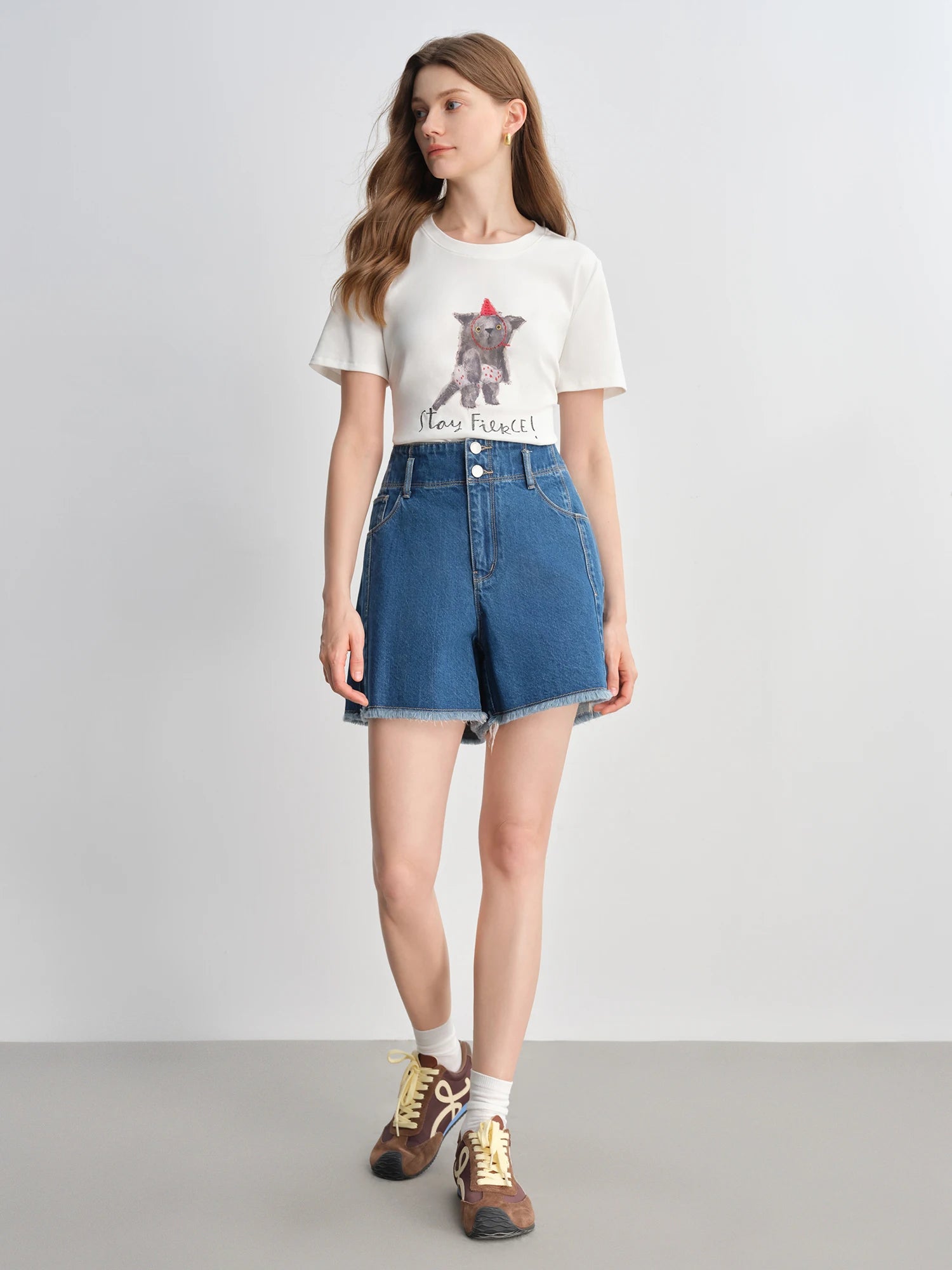 DUSHU Lovely Cat Print Round Neck Short Sleeve T-shirt 2025 Summer White Slim Top 25DS82714