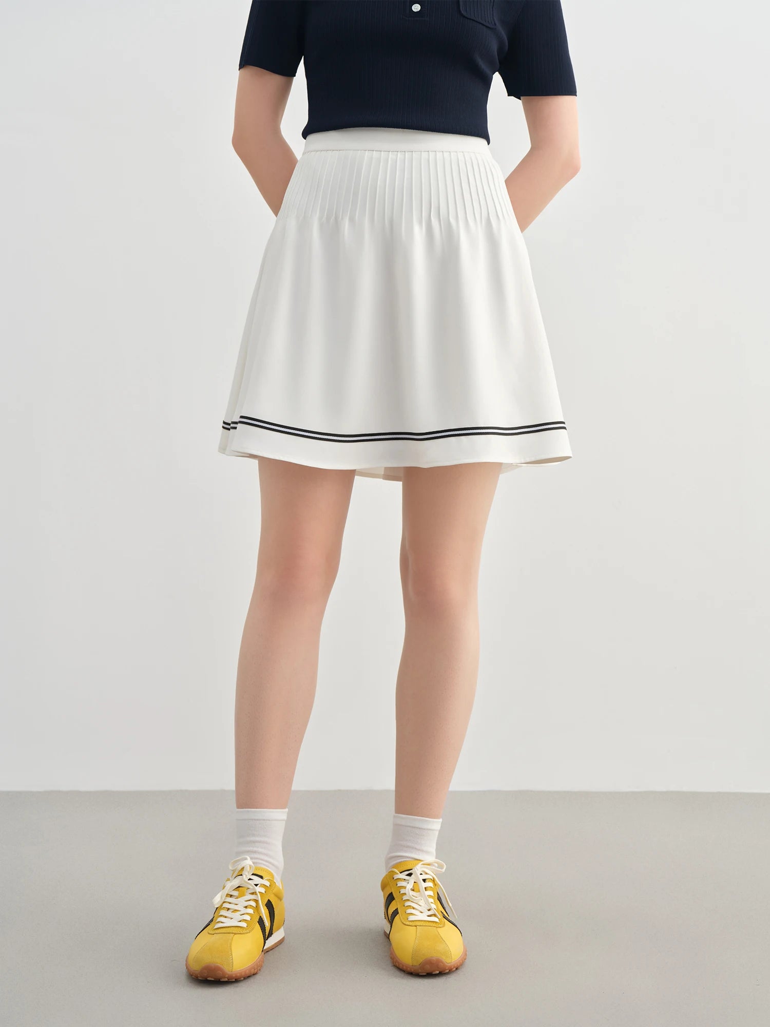 DUSHU Plus-Size Women's Preppy High-Waisted Contrast Fabric Skirt - Slimming 2025 Summer New Design White Skirts 25DS82441