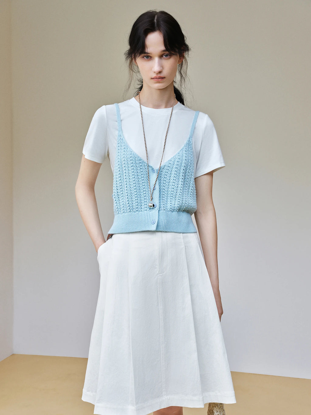 DUSHU Women's Simple Woven T-shirt Suspenders Suit 2025 Summer New Fashion Slim Two-piece Suit 25DS82766