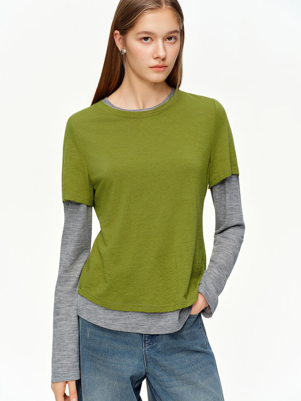 DUSHU Women's Green and Gray Contrasting Color Layered Two-Piece Knit T-Shirts Spring 2026 New Arrival Fashion Long Sleeves Tops