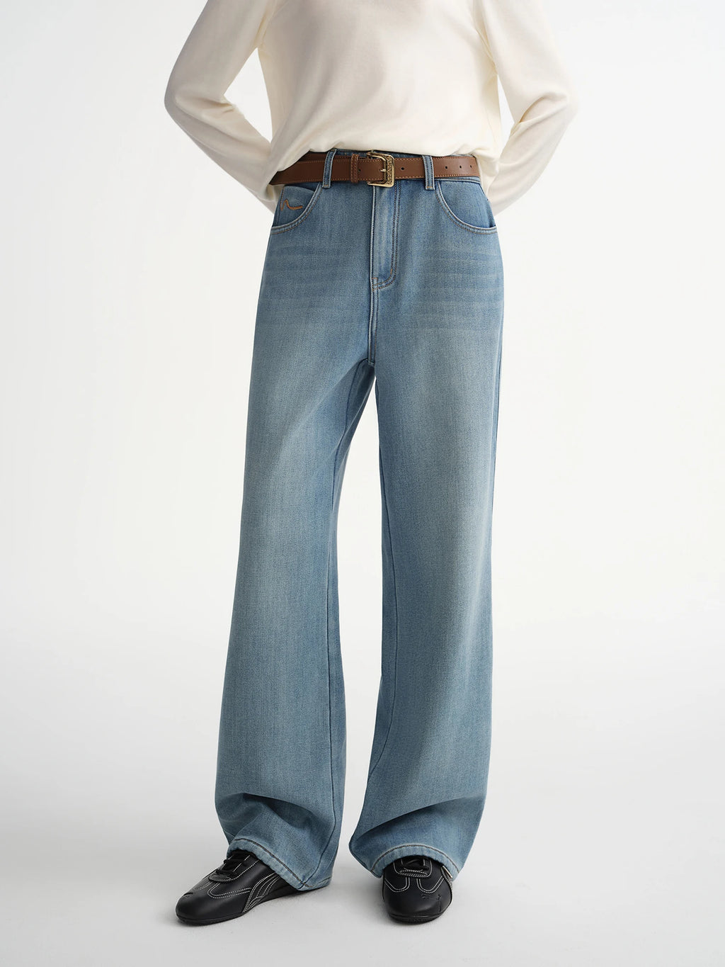 DUSHU Plus-Size Women Multi-Faceted Denim Two-Tone Straight Leg Jeans Versatile Comfort Slimming Casual Pants with Retro Design