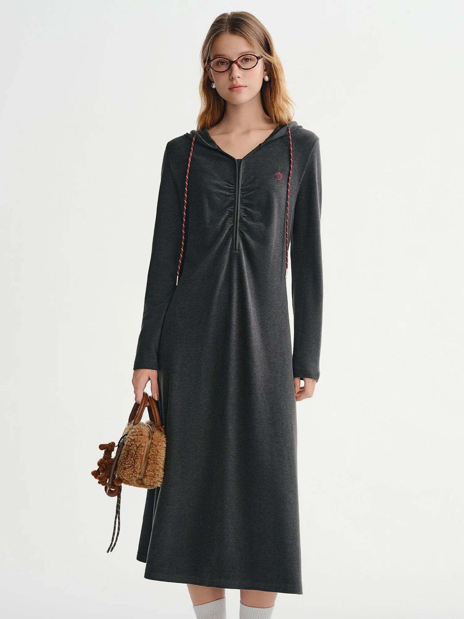 DUSHU Plus-size Women's Casual Hooded Pleated Waist Dress - Winter 2025 from the Active Moments Collection Stylish Flattering
