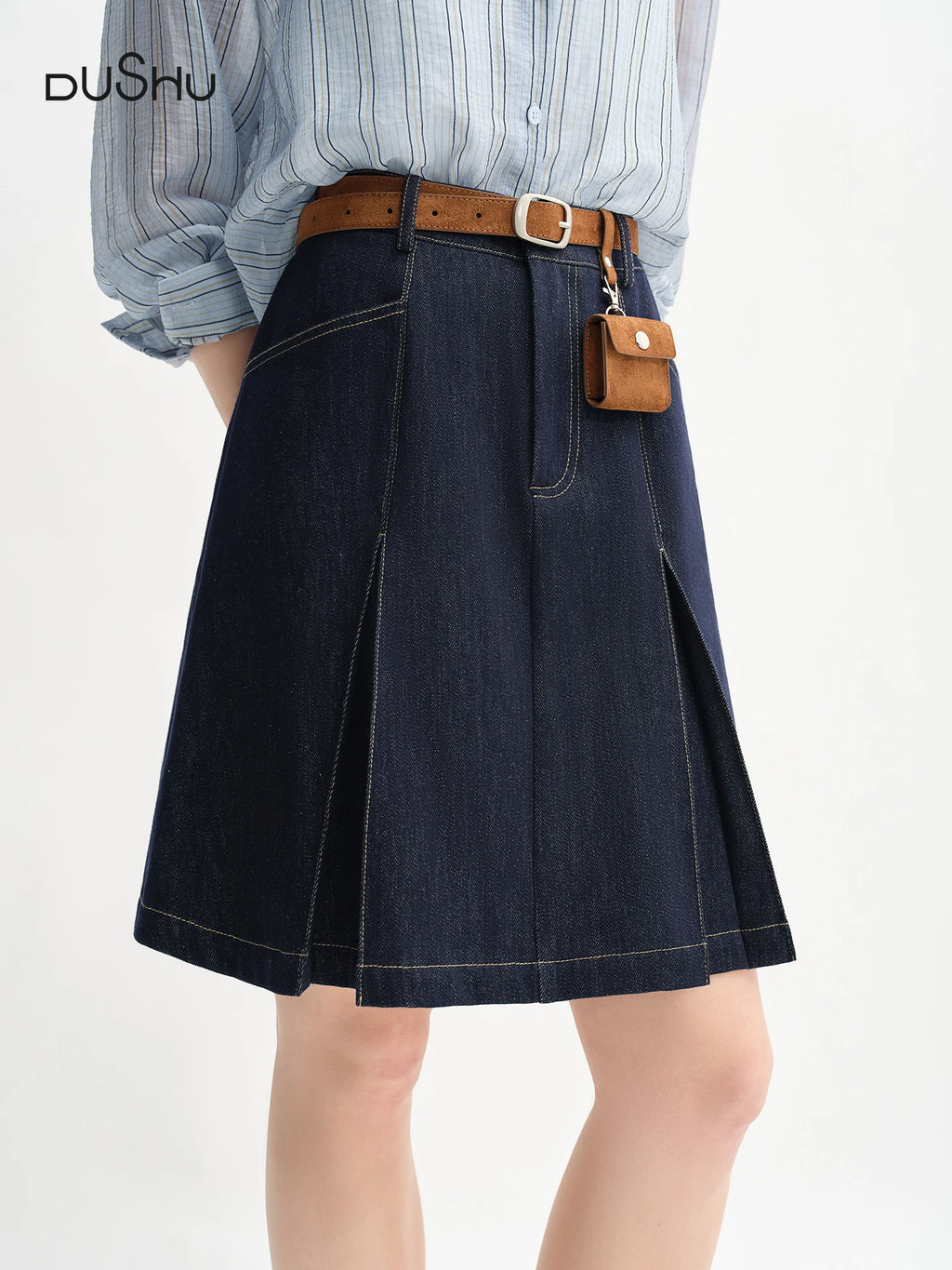 DUSHU Women's High Waist A-line Denim Skirt 2025 Autumn New Arrival Style Contrast Color Retro Denim Skirt No Belt 25DS83098