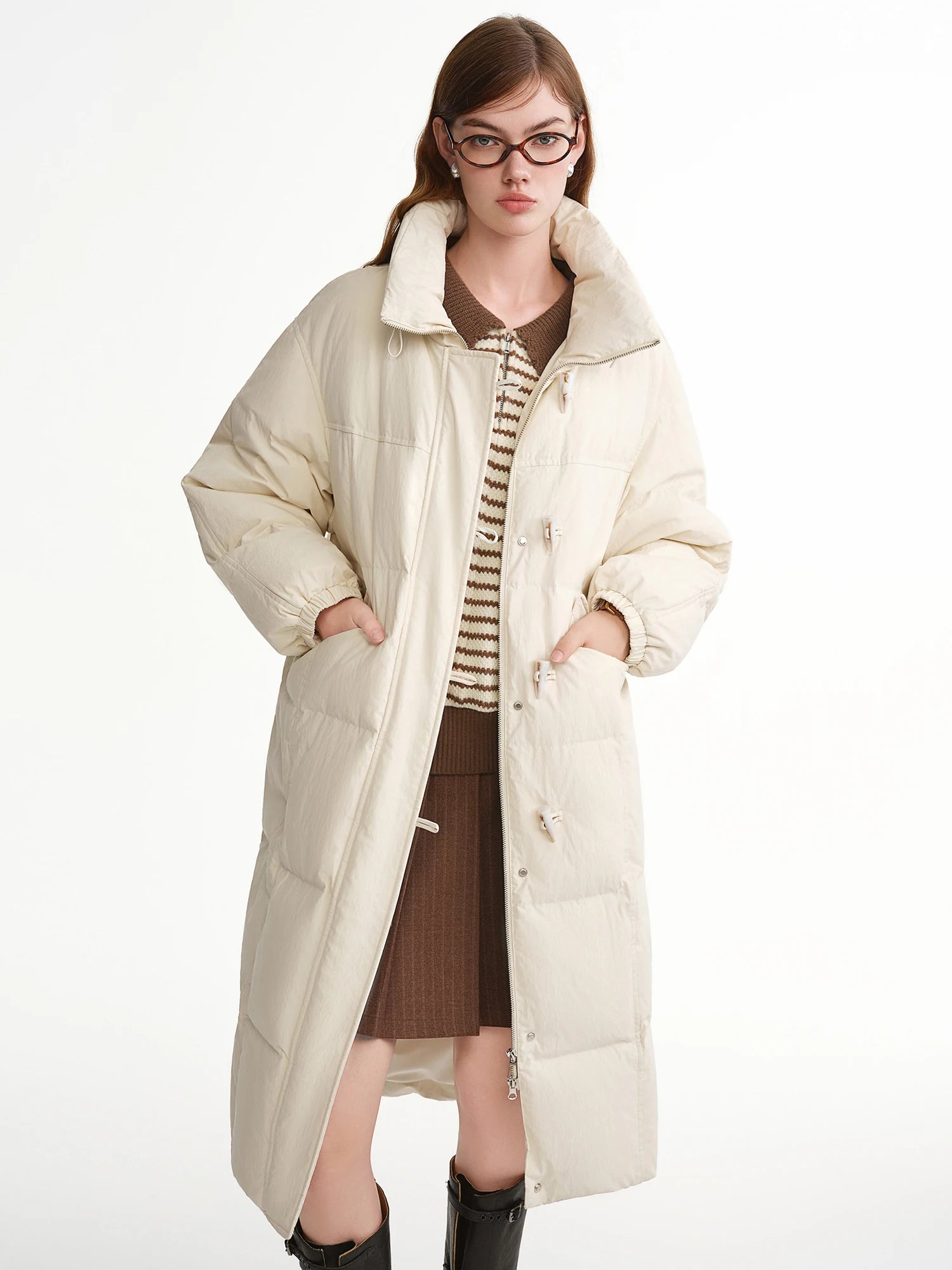DUSHU Stand Collar Horn Button Long Down Jacket 2025 White Duck Down Jacket Simple Solid Leisure Straight Coats Loose Fit