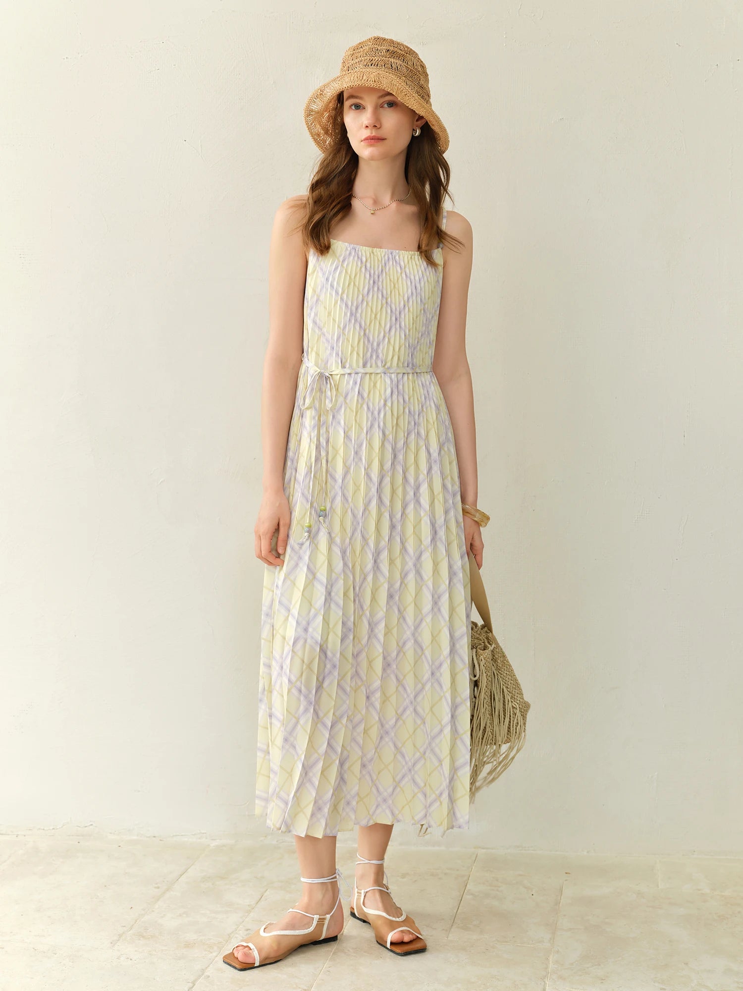 DUSHU 2025 New Arrival Plus-size Rhombus Check Strap Dress for Women - Beach Resort Style, Perfect for Curvy Girls 25DS82406