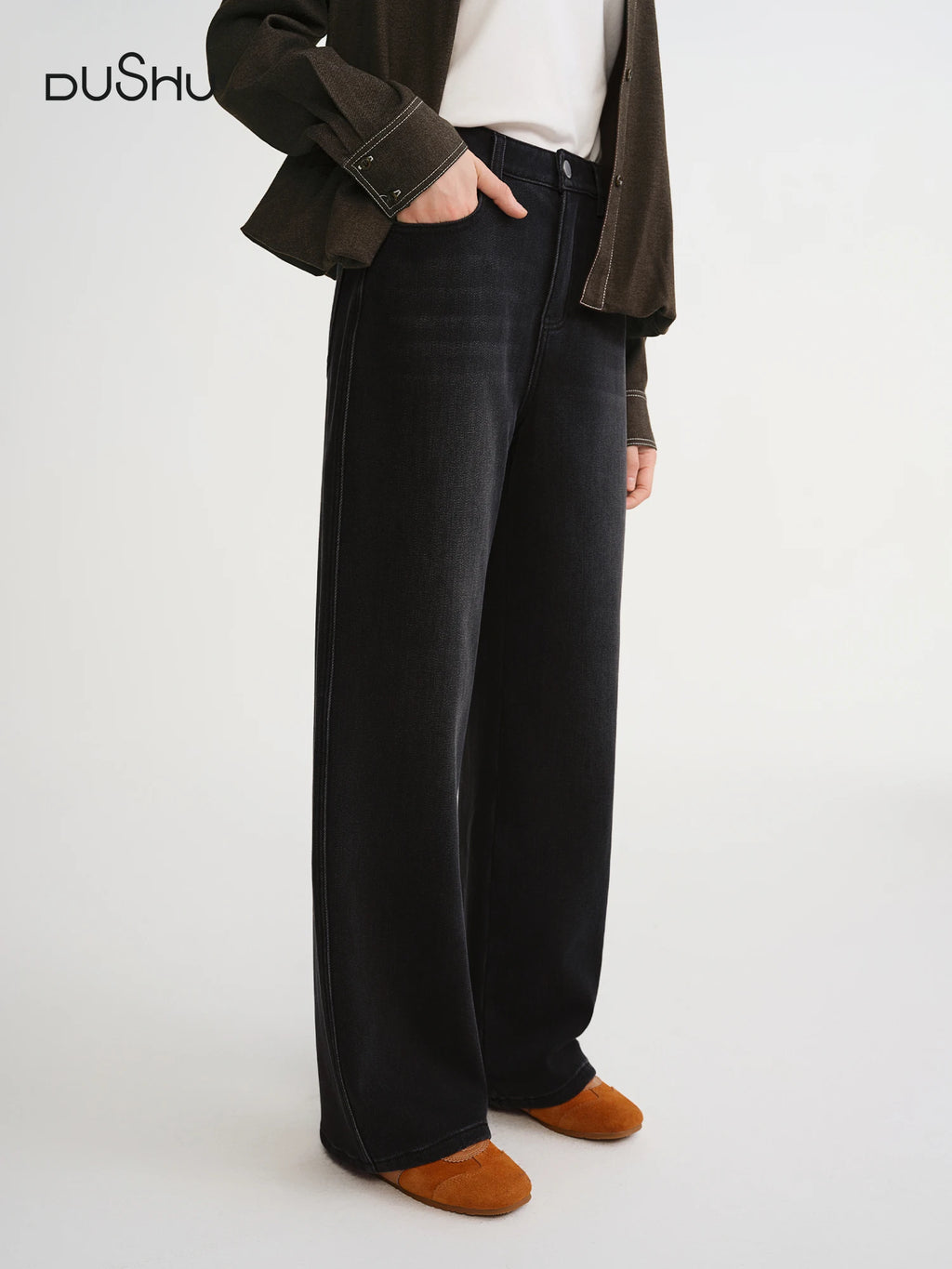 DUSHU Plus-Size Women Multi-Faceted Denim Two-Tone Straight Leg Jeans Versatile Comfort Slimming Casual Pants with Retro Design