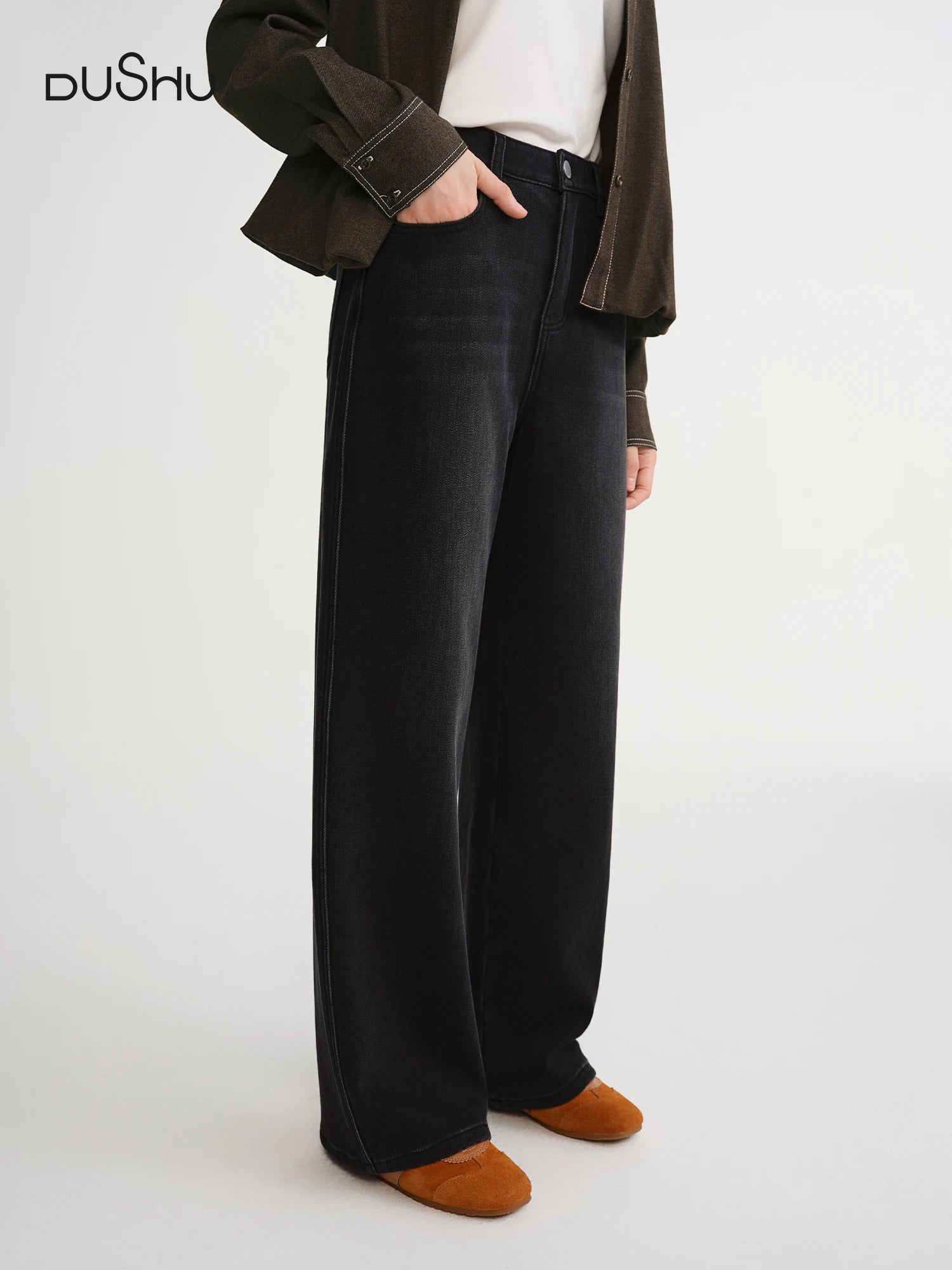 DUSHU Plus-Size Women Multi-Faceted Denim Two-Tone Straight Leg Jeans Versatile Comfort Slimming Casual Pants with Retro Design