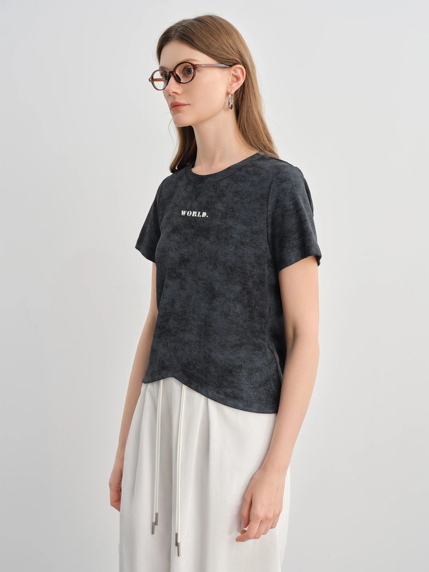 DUSHU Plus-Size Women's Vintage Dyed Letter Print Fitted T-Shirt with Sparkling Details - 2025 Summer Collection Tees 25DS82709