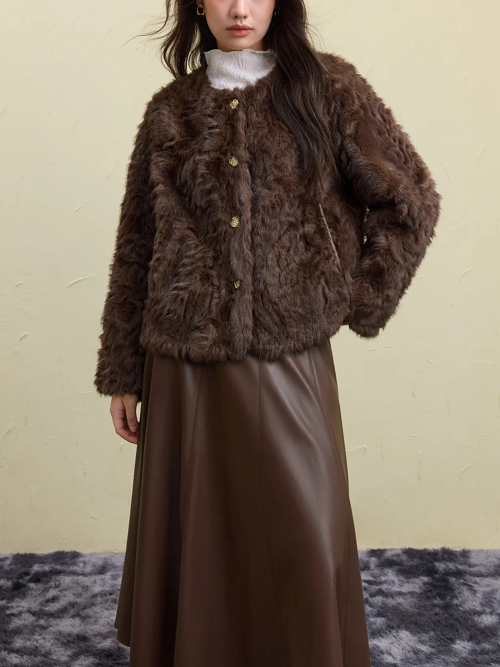 DUSHU Women Faux Fur Jacket Retro Brown Winter Thicken Round Neck Short Coats Office Lady Short Grey Temperament Coat 24DS84643