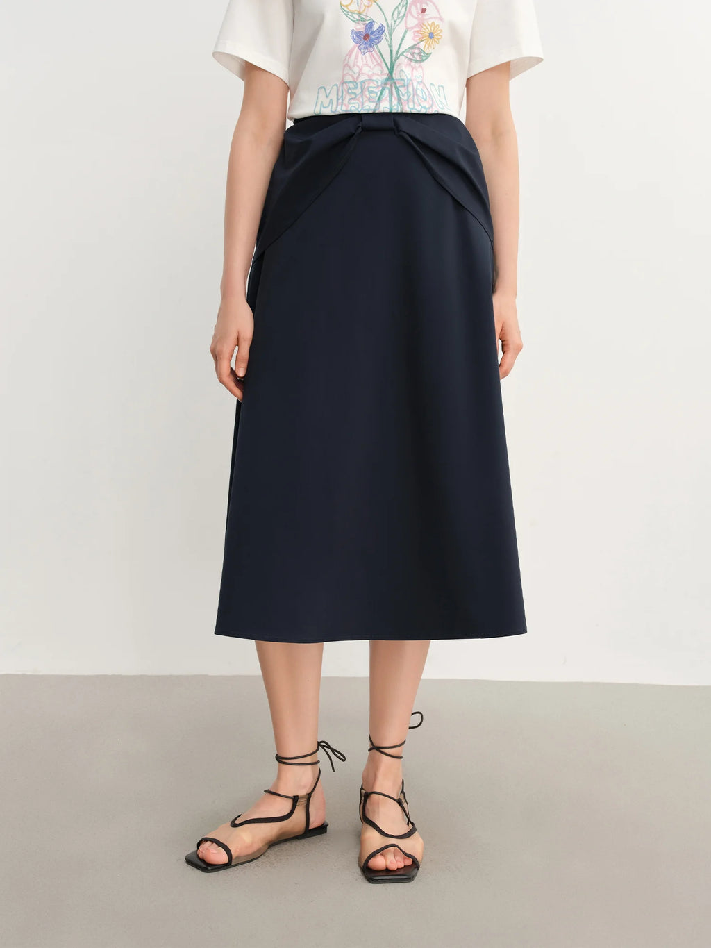 DUSHU Plus-Size Women's High-Waisted Slimming A-Line Long Skirt with Stylish Bow Design - 2025 Summer New skirts 25DS82468