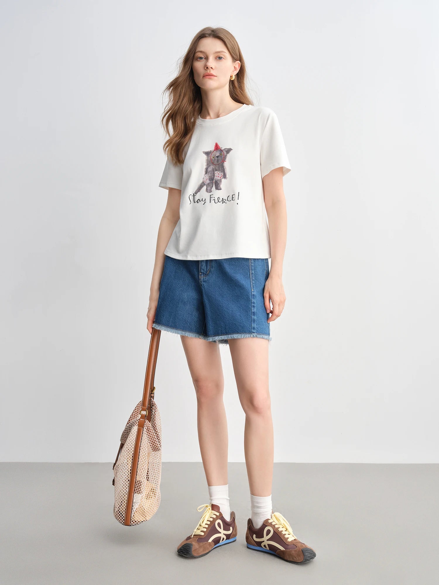 DUSHU Lovely Cat Print Round Neck Short Sleeve T-shirt 2025 Summer White Slim Top 25DS82714