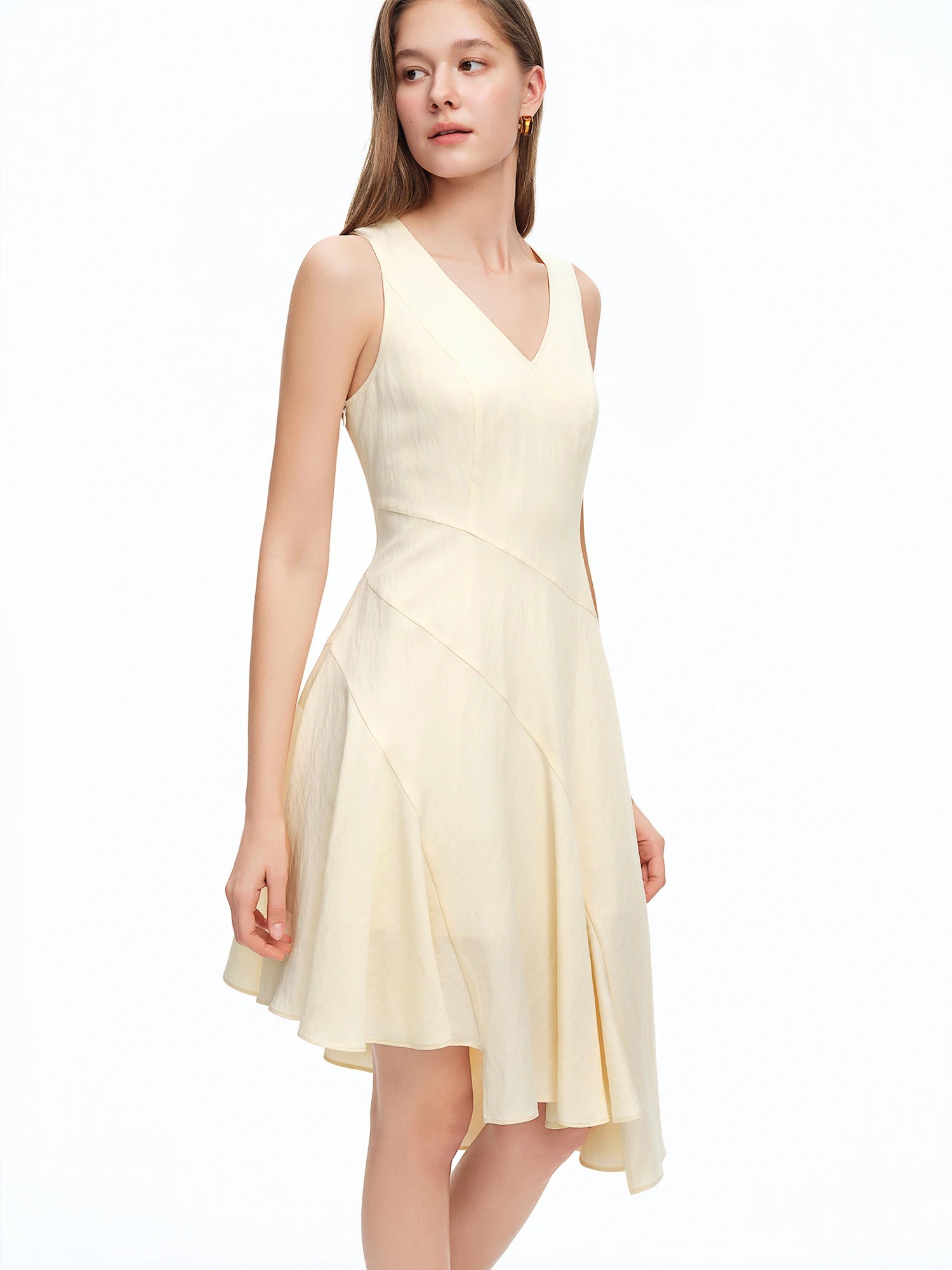 DUSHU Women's Asymmetrical Wave Hem Backless Crop Top Dress Bias Cut Waist-tightening Summer 2026 New Arrival Lyocell Dresses
