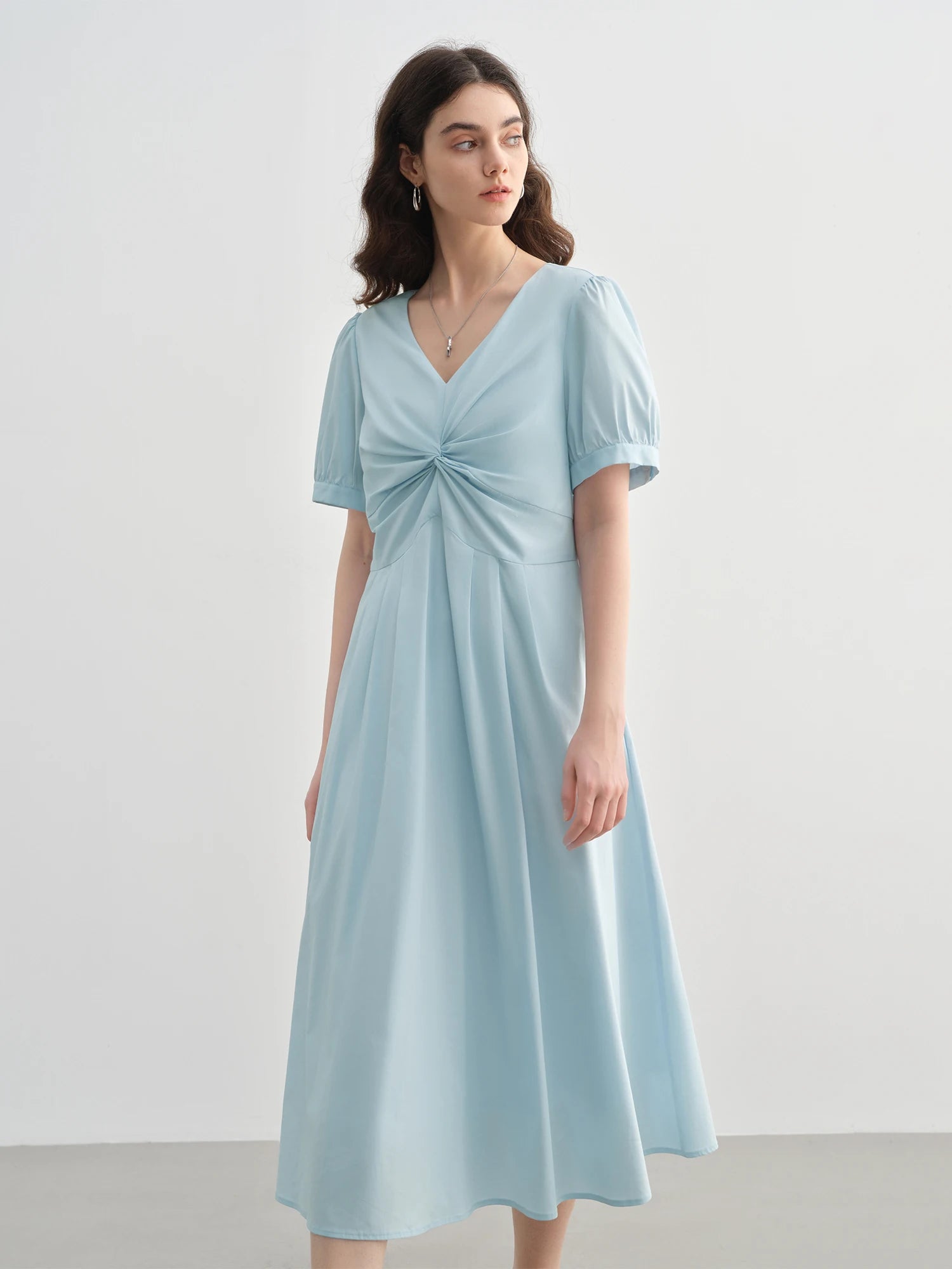 DUSHU 2025 Summer Plus-Size French-Inspired Textured Dress - Elegant Puff Sleeves & Waist Twist Design 25DS82299