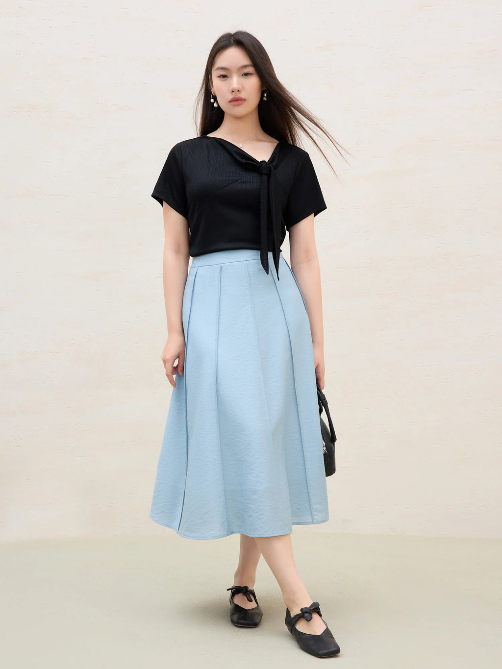 DUSHU Plus Size Short Sleeve Shirt 2025 Summer New Design Light Loose Casual Shirt Soft Thin Short-sleeved Blue Shirt 25DS82197