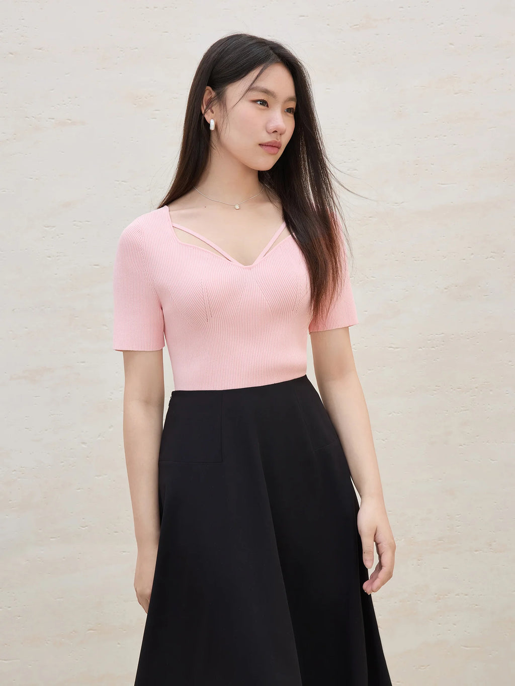 DUSHU Plus Size Commuting Simple Knitted Short-sleeved T-shirt Women 2025 Summer New Arrival Basic Versatile Tops 25DS82042