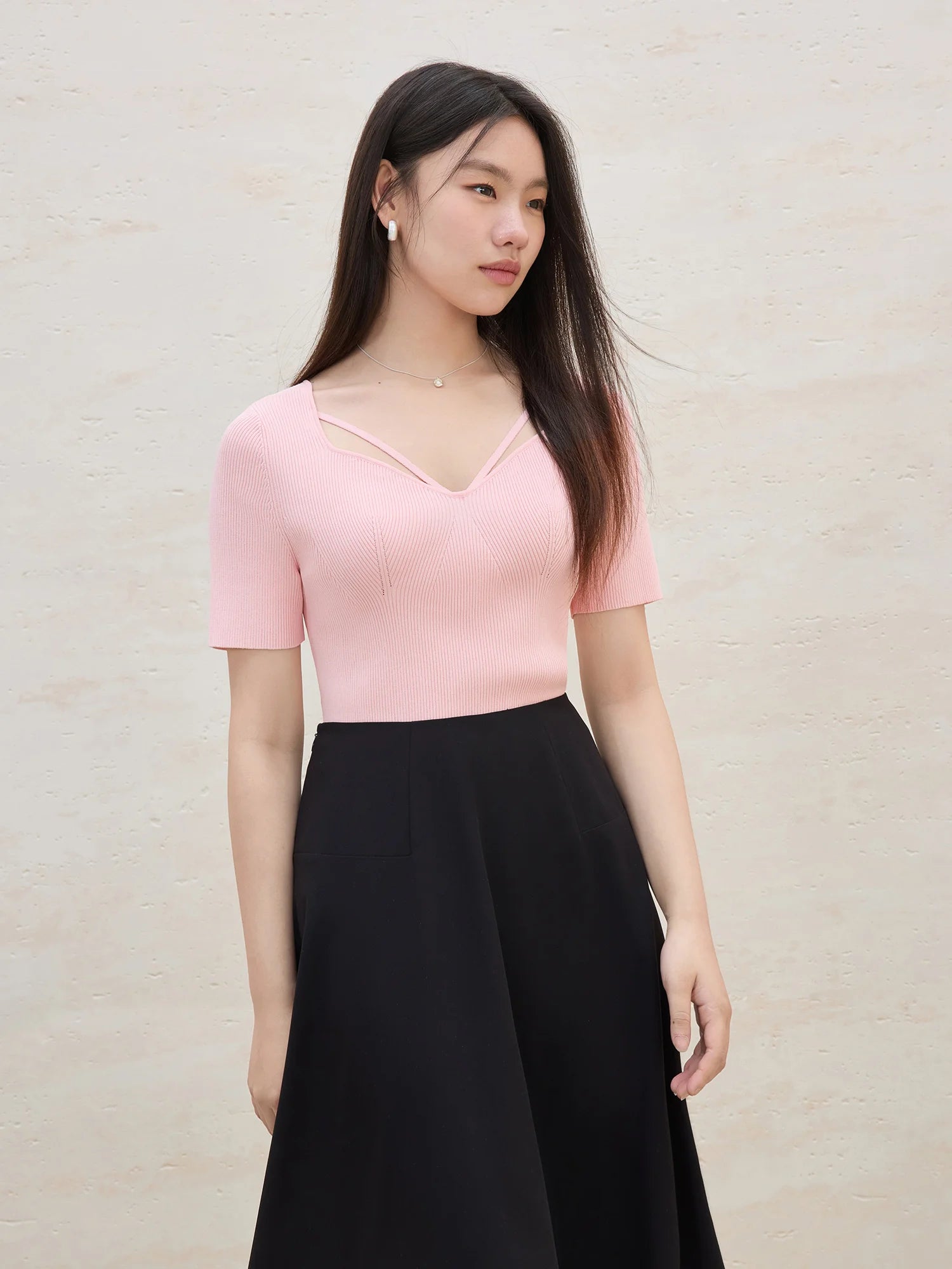 DUSHU Plus Size Commuting Simple Knitted Short-sleeved T-shirt Women 2025 Summer New Arrival Basic Versatile Tops 25DS82042