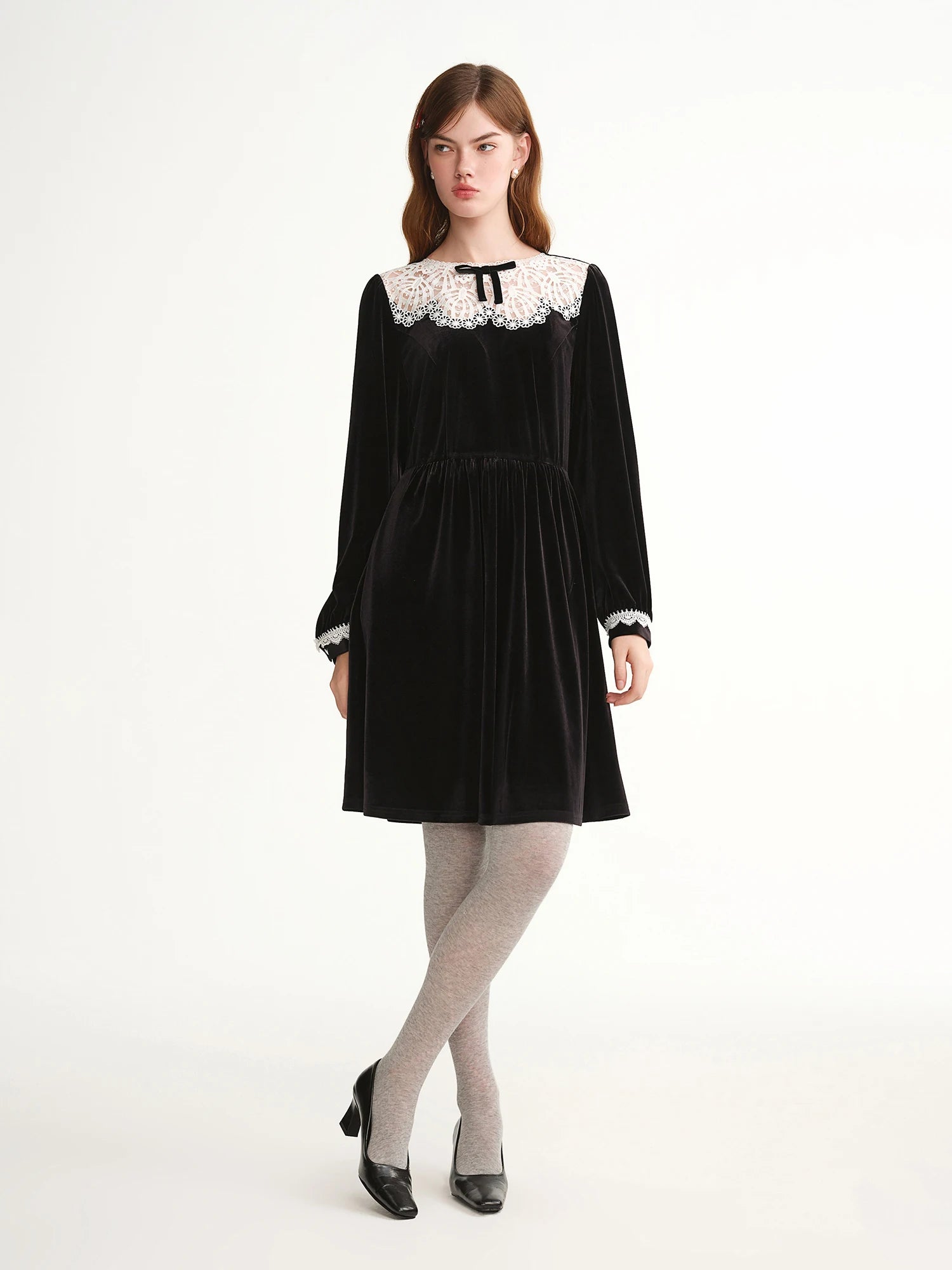DUSHU Elegant Plus-Size Women's Black Swan Velvet Evening Dress with Lace Trim neckline Winter 2025 New Arrival Slimming Dress