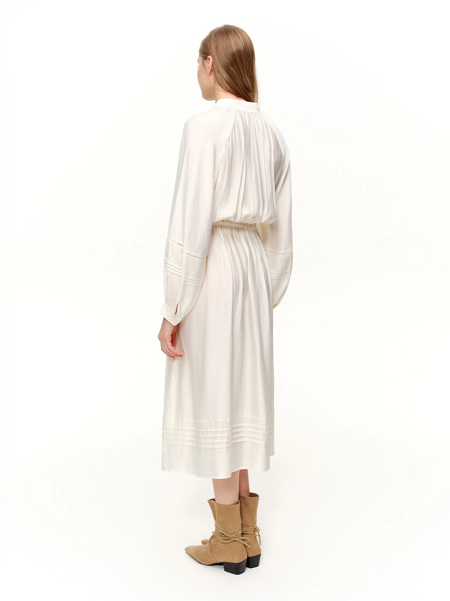 DUSHU Holiday Embroidered Dress 2026 Spring New Style Long Sleeve Slim Waist French Retro White Dress Mid-calf Elegant