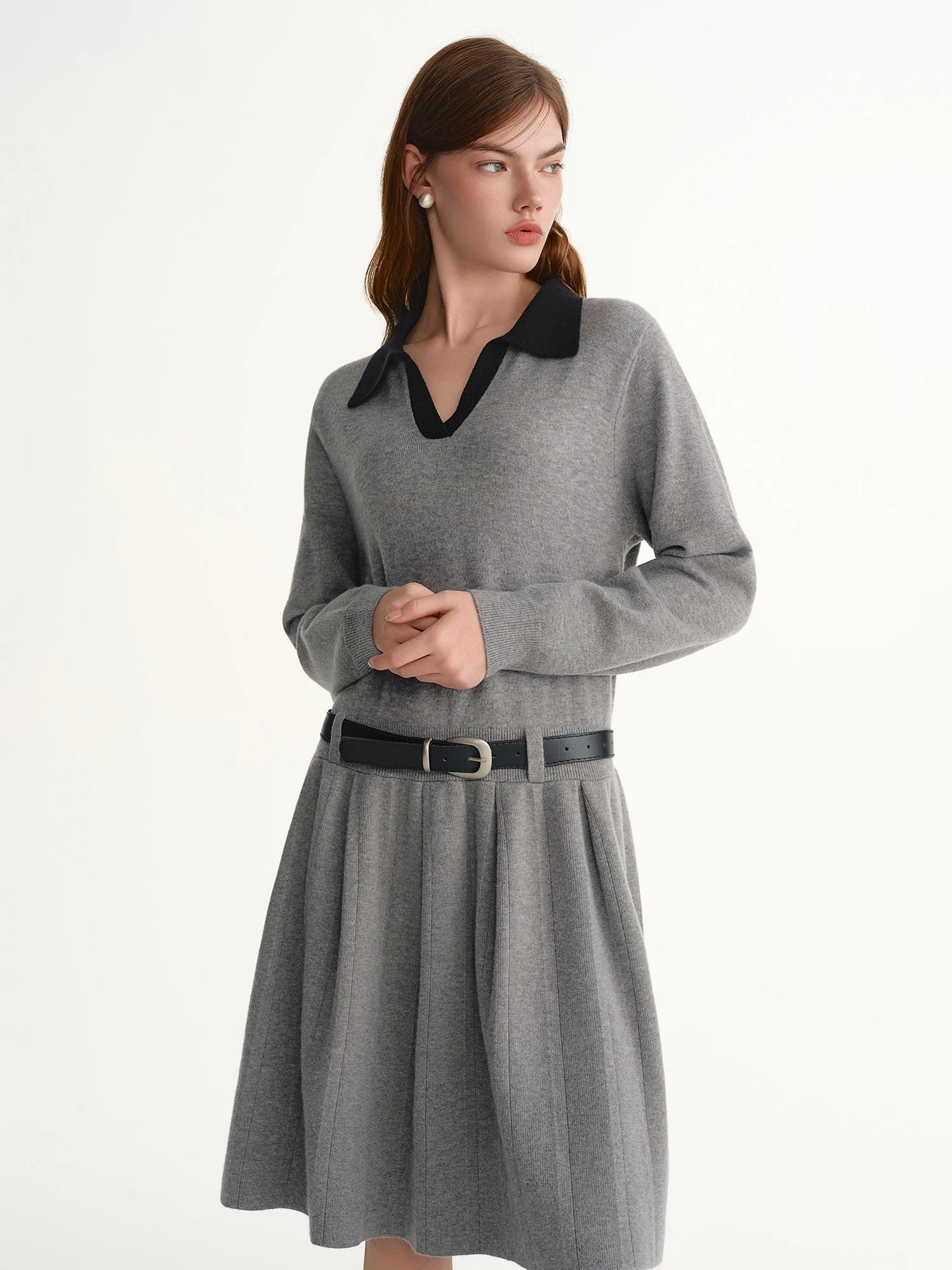 DUSHU Plus-Size Women's Elegant Sequence Bold Color Clash V-Neckline Deconstructed Knit Dress Winter 2025 New Arrival Grey Dress