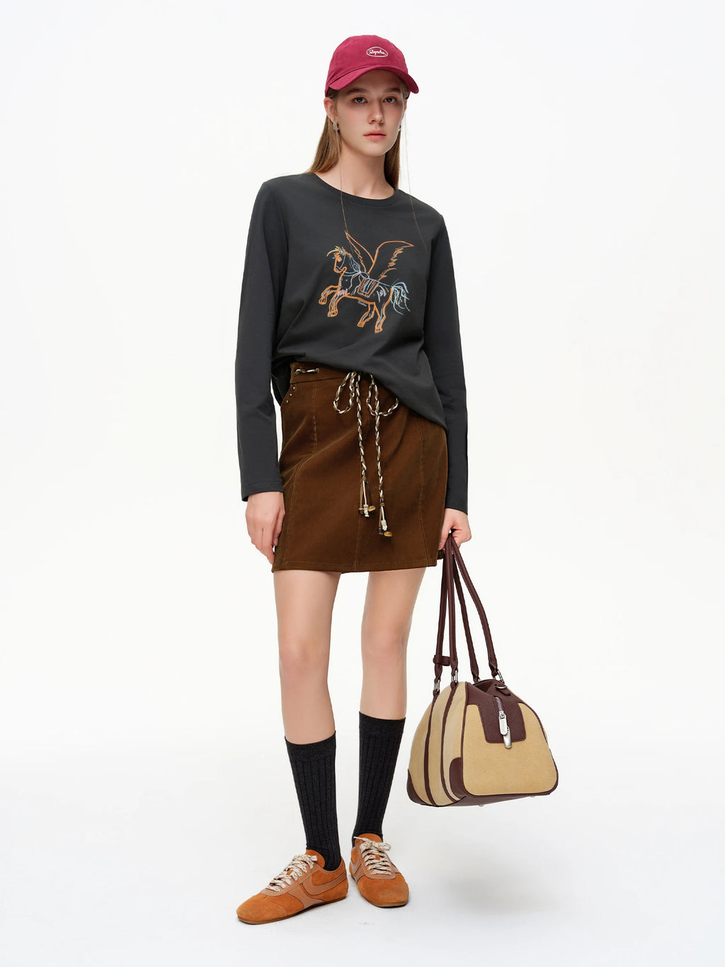 DUSHU 2026 Spring Women's Embroidered Long Sleeve T-shirt - Loose Fit Top with Artistic Pattern for Casual and Daily Use