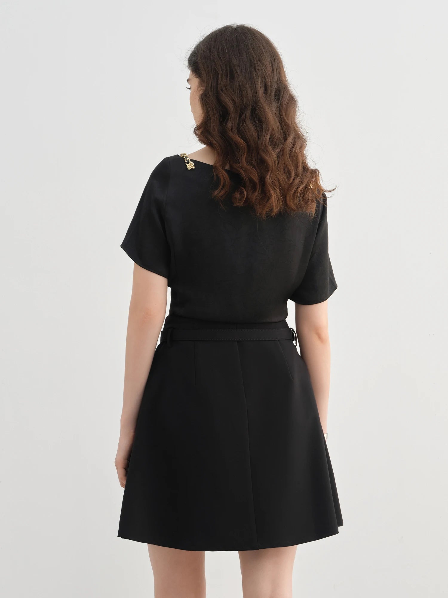 DUSHU 2025 Summer Plus-Size French-Inspired Textured Blouse - Elegant Black Top with Slimming Silhouette Tops 25DS82330