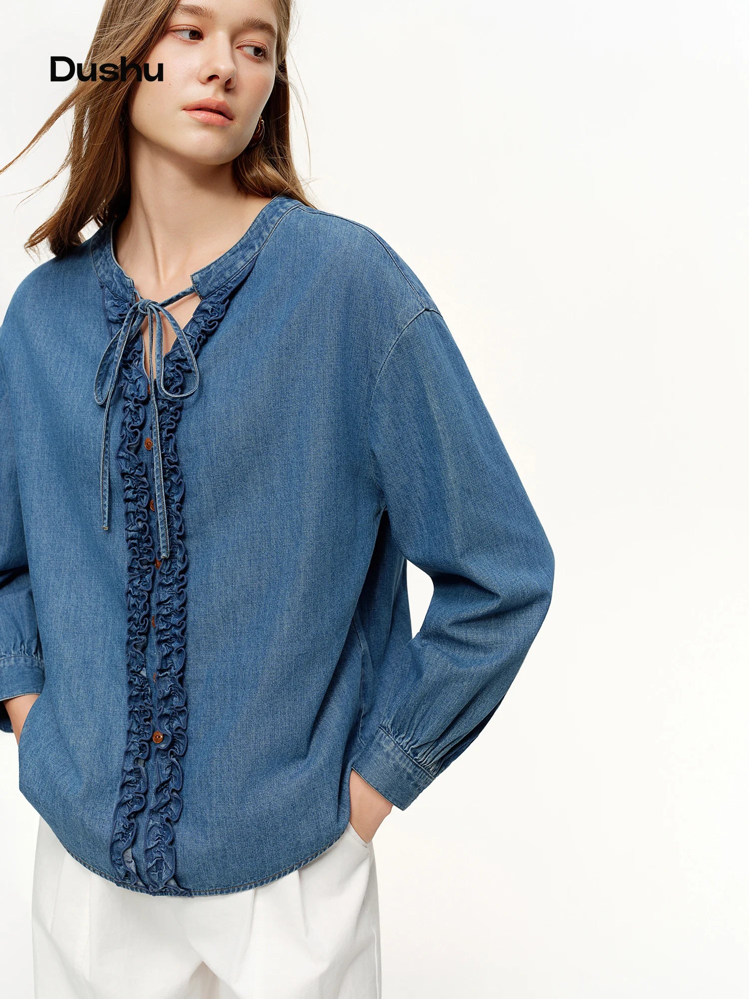 DUSHU Relaxed Design Woodland Collar Denim Shirt: 2026 Spring Outerwear Casual Slimming Look for Effortless Workwear Essentials