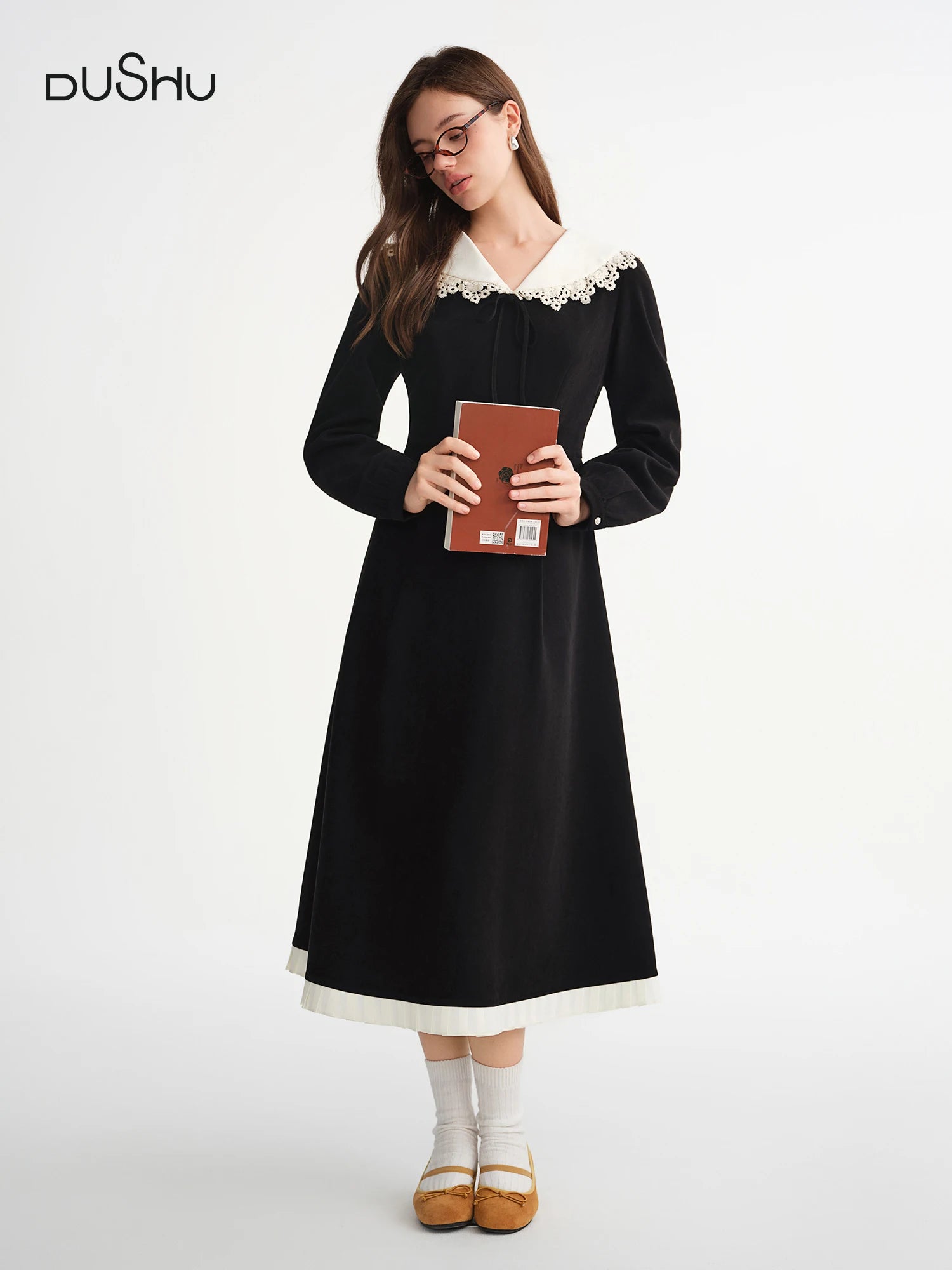 DUSHU Plus Size Women's Lace Applique Color-Blocked Turnover Collar Dress 2025 Winter New Arrival Piano Room Melody Collection
