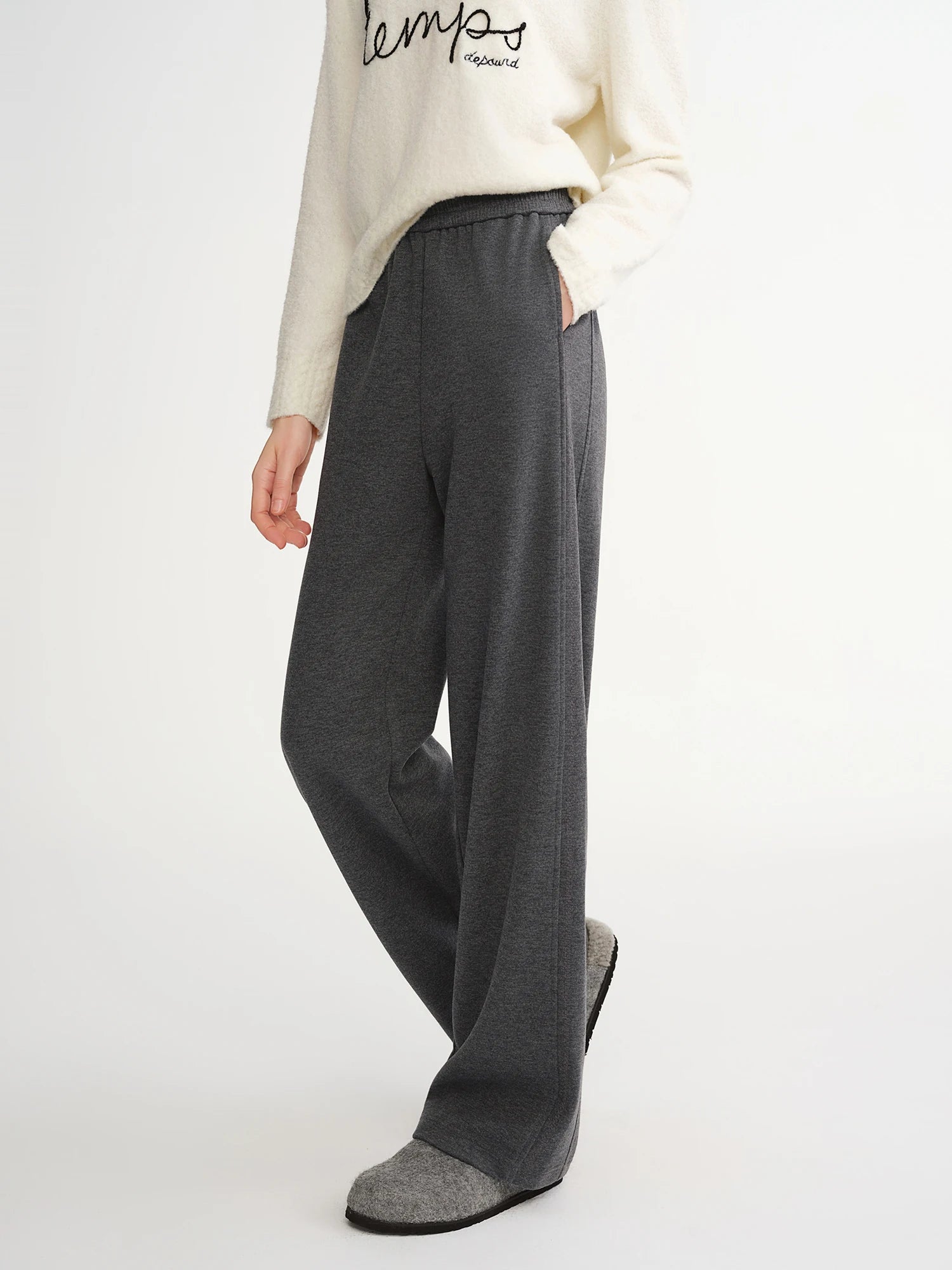 DUSHU Plus-Size Women's Elastic Waist Embroidered Straight-Leg Front-Seam Slimming Winter Wide-Leg Pants French Design Elements
