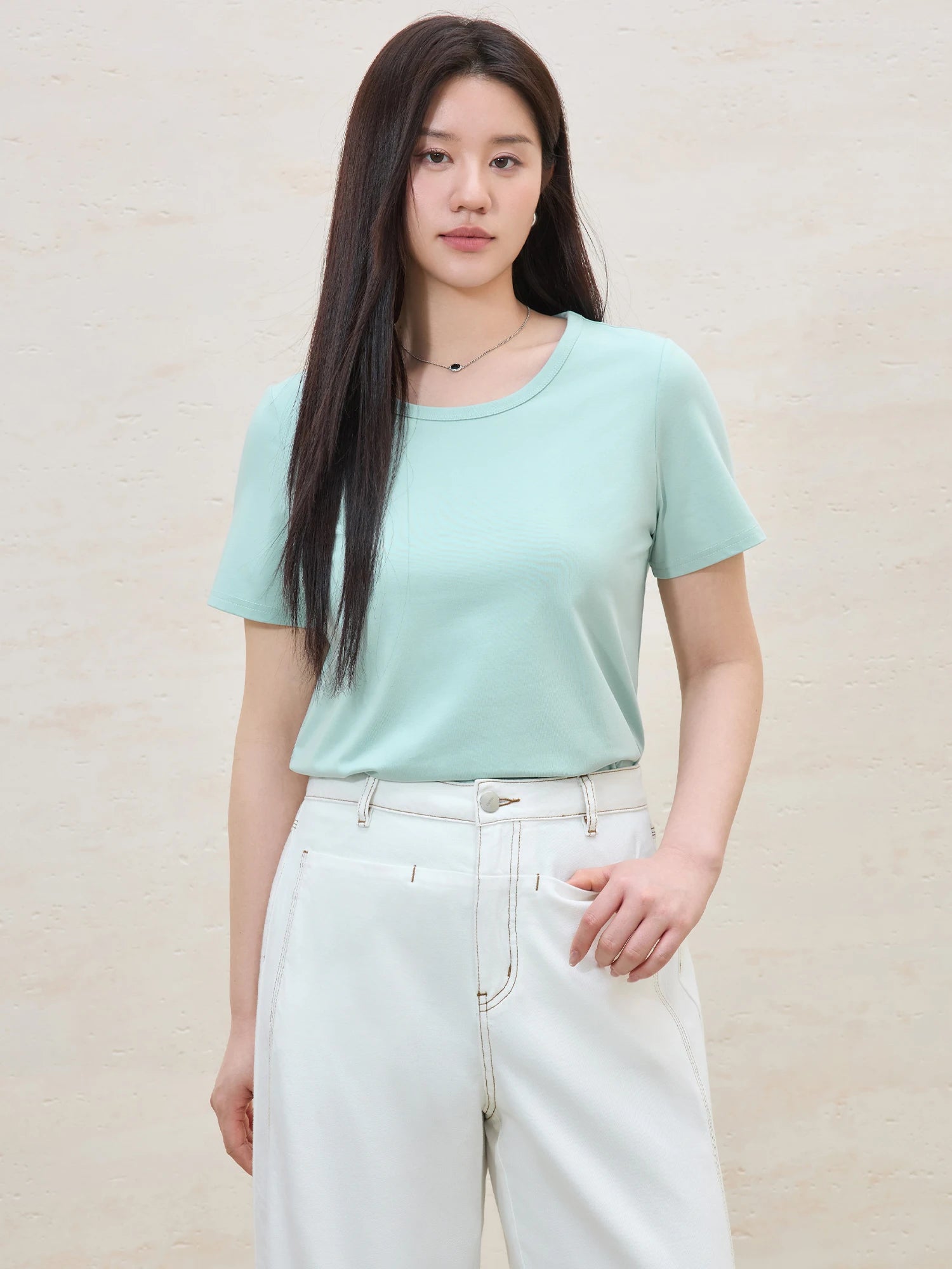 DUSHU Plus Size Slim Casual Versatile Short-sleeved Minimal T-shirt for Women 2025 Summer New Arrival Three Colors Top 25DS82073