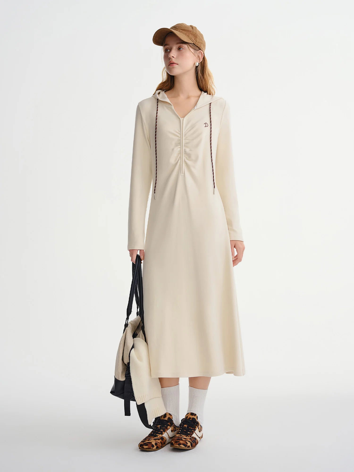 DUSHU Plus-size Women's Casual Hooded Pleated Waist Dress - Winter 2025 from the Active Moments Collection Stylish Flattering