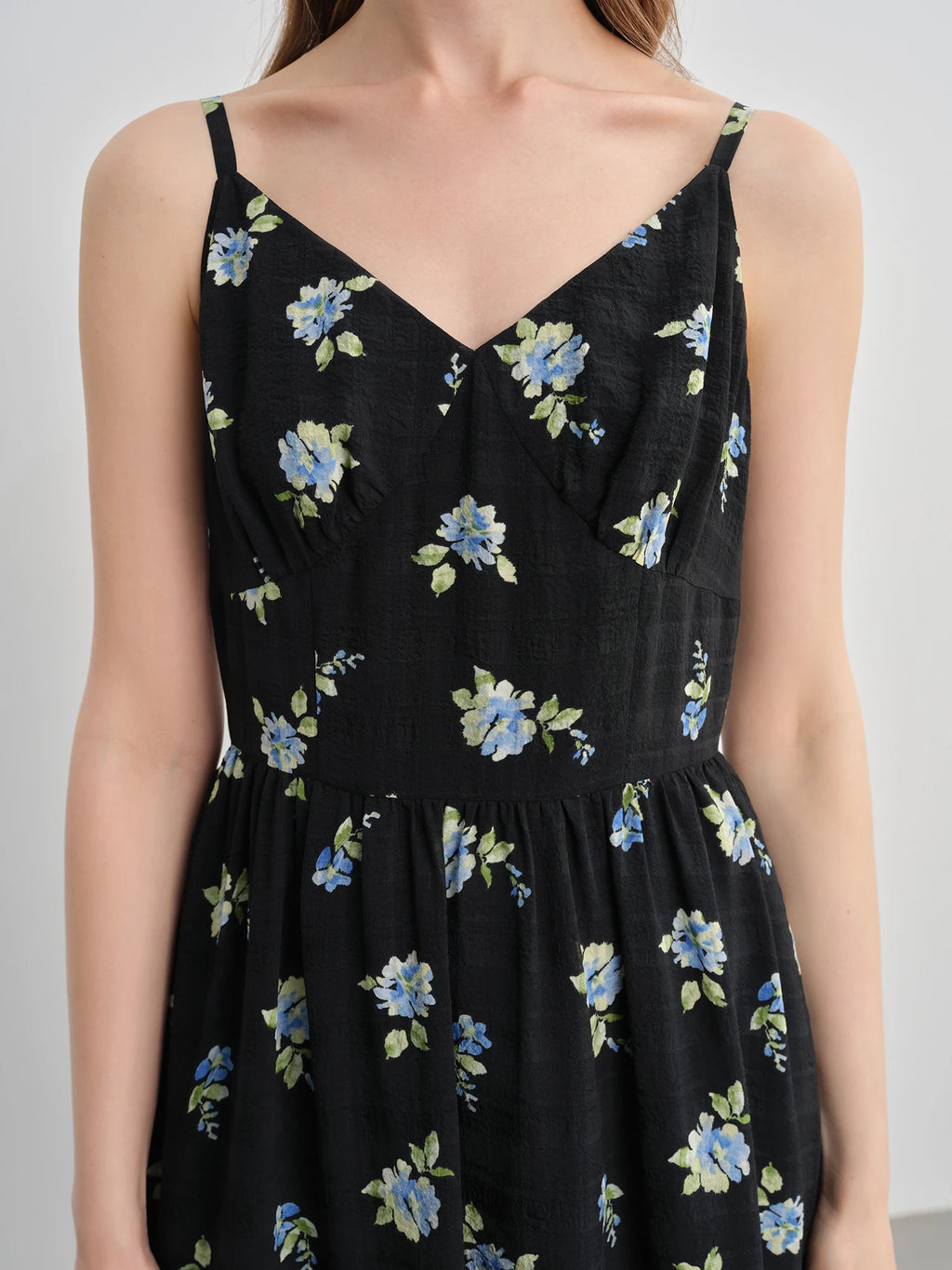 DUSHU Plus-Size Women's Floral Print Dress - 2025 Summer New Arrival Romantic Holiday All-Over Flower Slimming Design 25DS82591
