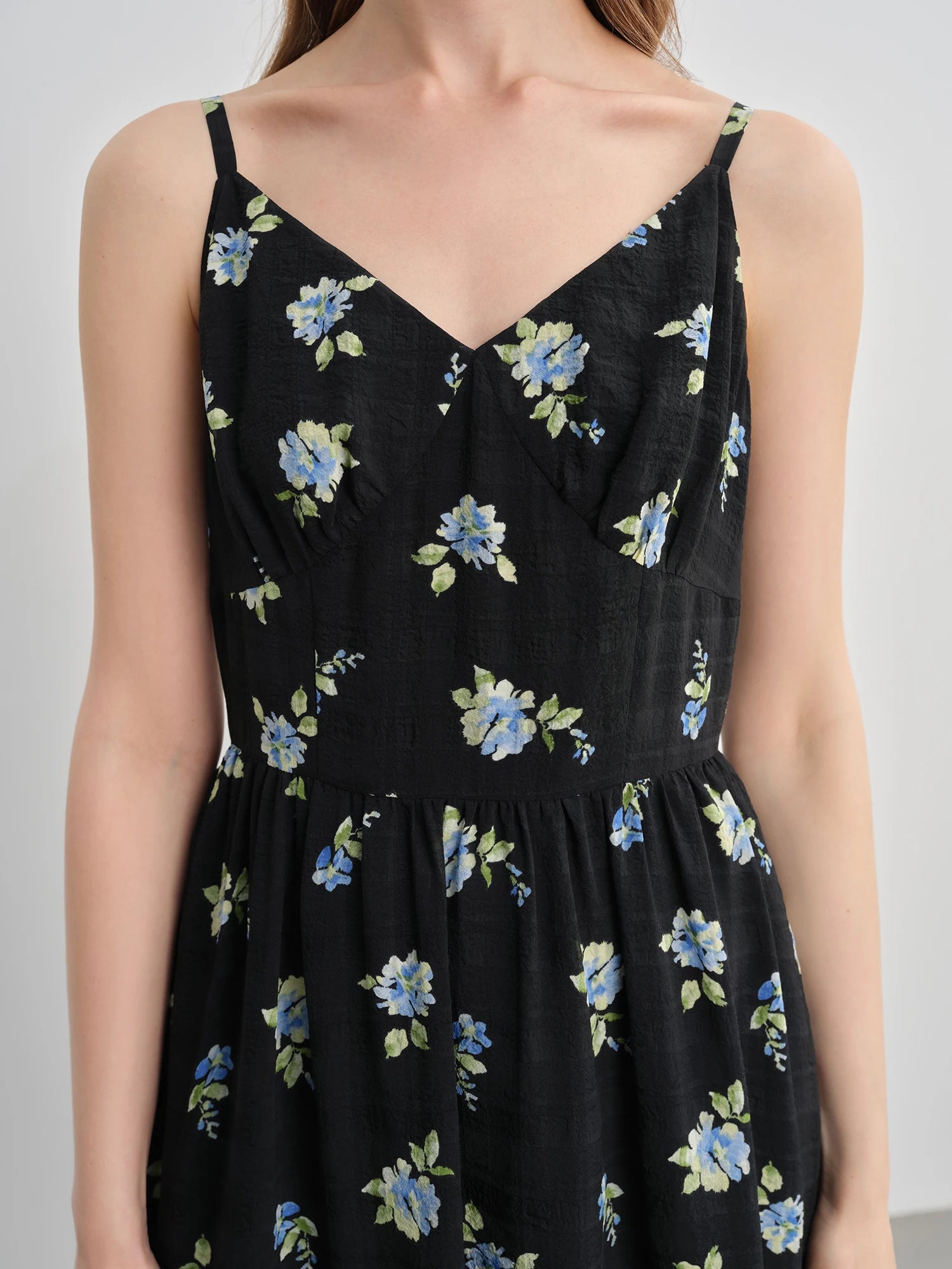 DUSHU Plus-Size Women's Floral Print Dress - 2025 Summer New Arrival Romantic Holiday All-Over Flower Slimming Design 25DS82591