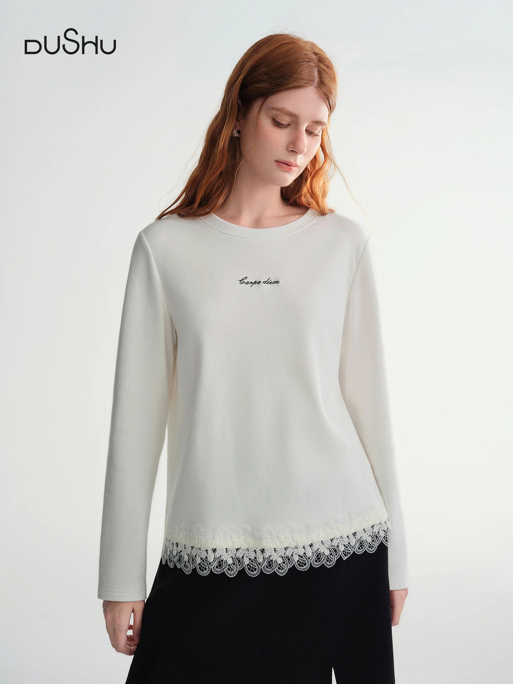 DUSHU Letter Embroidery T-Shirt Women 2025 Autumn Winter Vintage American Style Long Sleeve Top Casual Streetwear Basic Tee